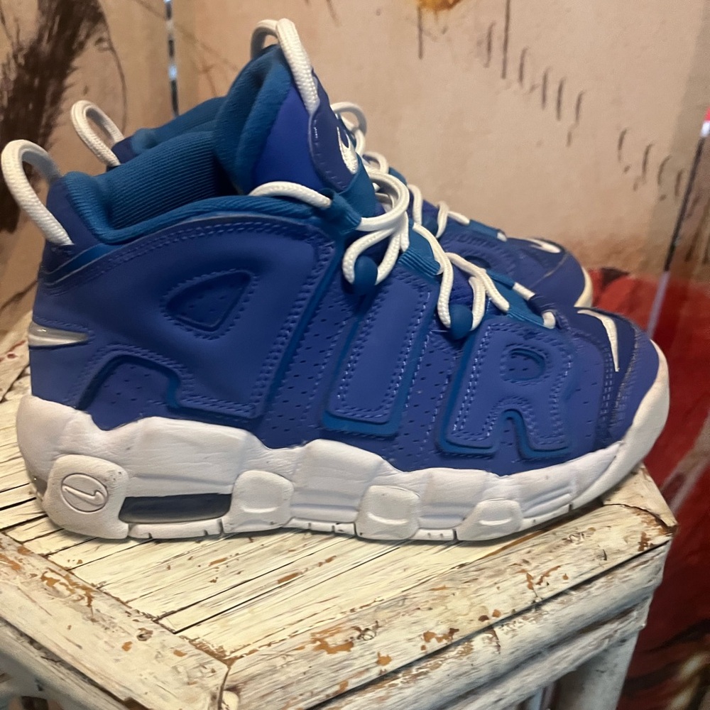 Nike -big kid -air move uptempo GS